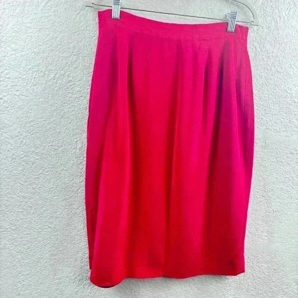 Vintage Due Per Due Red 100% Silk 2-pc Skirt Suit - Size 14 - Picture 12 of 13